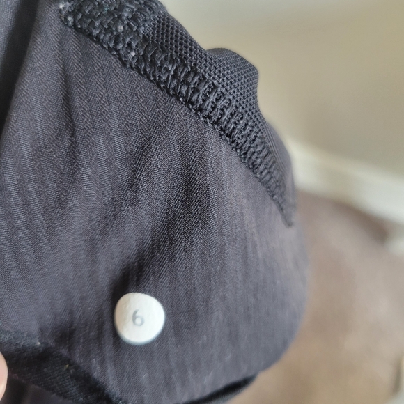 Lululemon | Adjustable Waist Crops - Picture 3 of 3